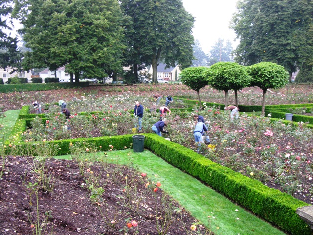 UPS at Peninsula Park Rose Garden